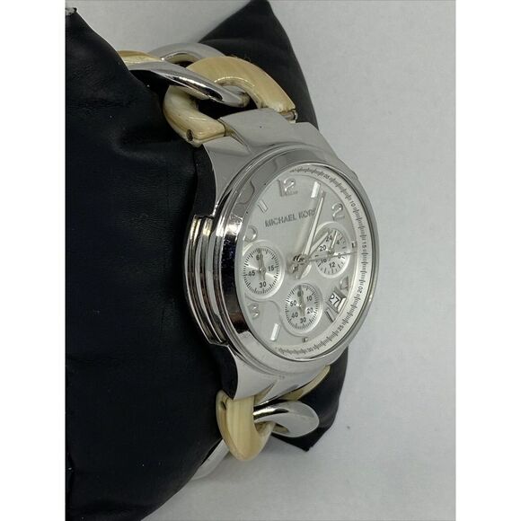 Michael Kors Runway MK4263 Womens Beige & Silver Strap Analog Quartz Watch MP742 - Picture 5 of 12